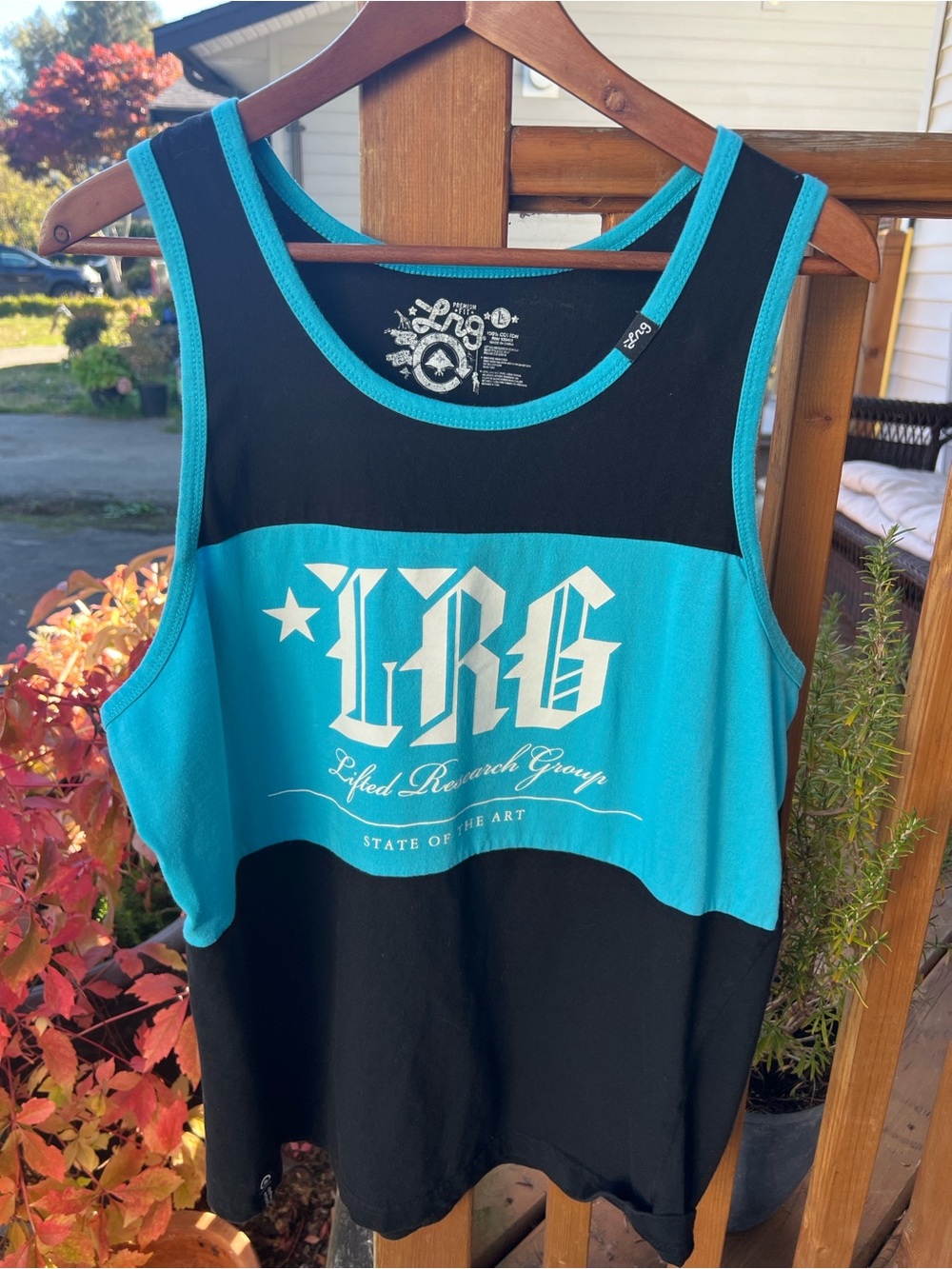 Y2K LRG Men's "State of the Artblock" Graphic Color Block Tank Top – Size L